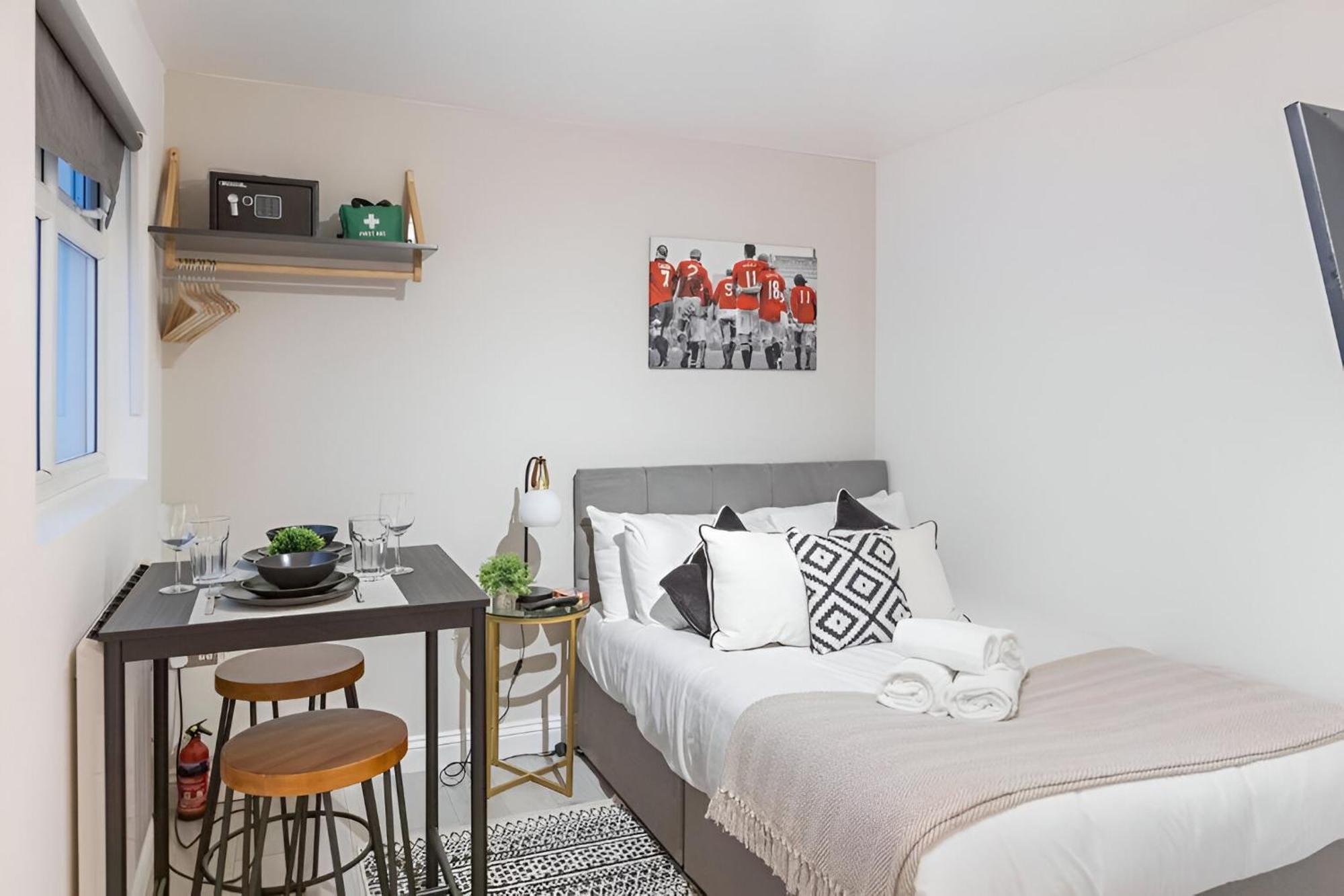 Cozy Vibes Minimalist Studio Stay London Exterior photo